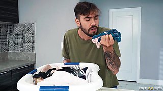Teasing The Milf's Feet With Nade Nasty, Sedona Reign - Brazzers