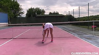Katy masturbates on the tennis court