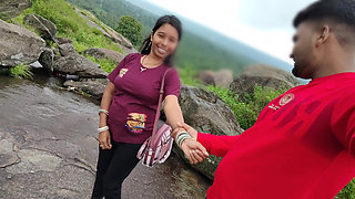 Indian Desi College Girl XXX Movie in Hindi
