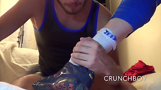 2315 Hot Snealer and Feet Dominationin the Sofa