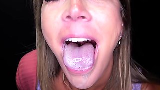 Celestina Blooms, Summer Stevens, and friends share cum through gloryhole