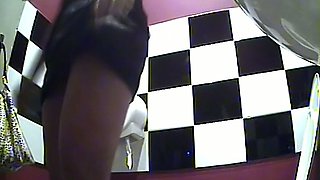 Blonde amateur white lady in the toilet bends over and pisses