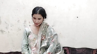 Big step sister ko nanga kar ke jabar dasti doodh daba kar pela