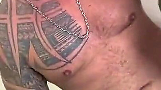 I Called the Hot Neighbor to Give It to My Husband in the Kitchen and I Sucked Her Pussy