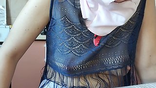 18 year old latina, hairy pussy, hairy mom