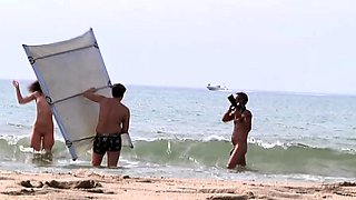 Sexdate amateurs at the public beach 2