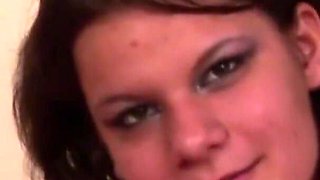 Two brunette lesbians who want to play with their pussies that are eager for extreme fisting
