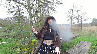 Shay London - Smoking