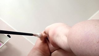 Horny Neighbor Has Fun with a Sex Machine