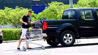 Sandra Canaria, the 20 euro hooker begging in front of the supermarket