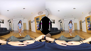 Gabby Bella Big Ass 20yo Babe Virtual 3D Lapdance