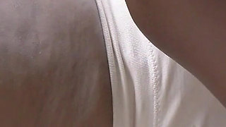 A Torrid Solo After the Gym