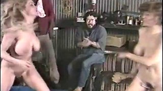 Catwild b.n.b complet: Big Tits, Public  Catfight Porn