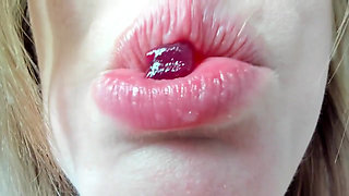 Julie Bliss - Giantess 101