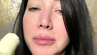 Webcam milf with breast milk live hardcore masturbate