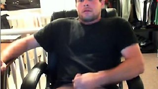 Straight Guy Masturbates on Webcam and Cums