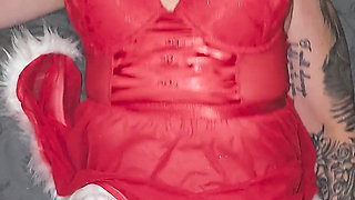 Quick Fuck and Creampie in Xmas Outfit After Deepthroat BJ