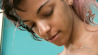 Innocent Ashley Stone at day in the life trailer