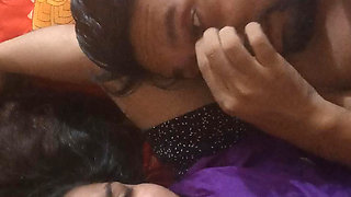 Horny Muslim Wife Seduces Her Husband in Real Desi Home Video Desicouplebd
