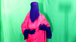 Sexy Hot Housewife Spending The Night With The House Servant And Having Sex