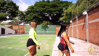 Friends Afternoon Is Burning - Kylei Ellish & Lindaclauss