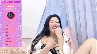 Huge booby Chinese on cam: Big Tits, Big Ass  Amateur Porn