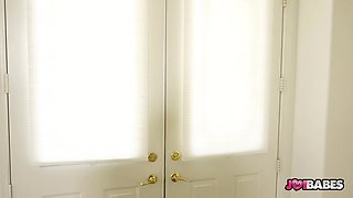 Secretary Bella Rolland Jerk Off Instructions To Her Boss