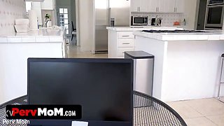 The Secret Photos by PervMom feat. Richelle Ryan & Tyler Cruise - TeamSkeet