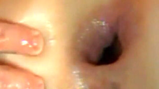 Axen a Hand in the Pussy and the Cock in the Ass to Make Her Cum