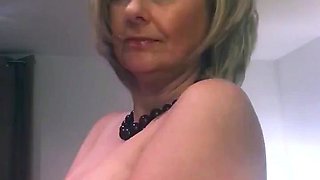 Big boobs webcam slut toys her asshole