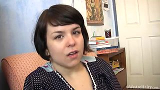 Get to know Juliete March - WeAreHairy
