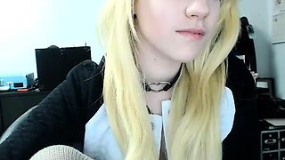 Blonde Teen Solo Masturbating On Webcam