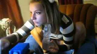 Solo pigtailed girl gets naughty on livecam