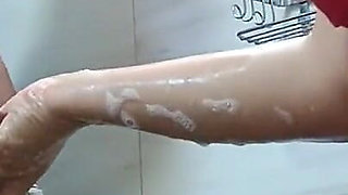 Good Stepmother Helped Her Stepson Take a Nice Bath