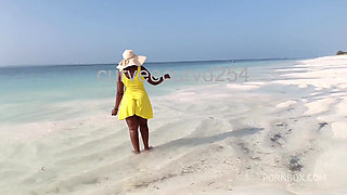 HD 4:31 Searching for Sex Baddie at the Beach Are You There