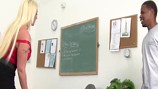 BBC Obsession Scene-4 chubby MILF Teacher Kelli Starxxx Loves to Fuck with a Big Black Cock in Class