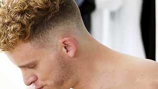 Mafia sends twink to American actor