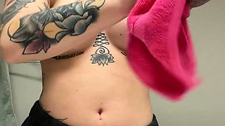 Amateur Blonde Teen Plays Solo with Toy Webcam Porn