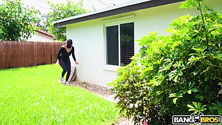 Burglar Gets Tit Slapped