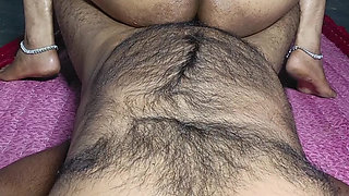 Hot figured indian desi housewife secretly fucking with father in law