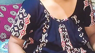 He Inserted His Cock Well Into His Stepsister's Pussy, and It Hurt as He Fucked Her.
