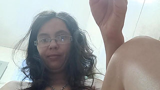 Jessy in bathroom