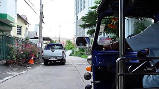 Thai teen GFs bisexual cock sharing in HOT amateur threesome