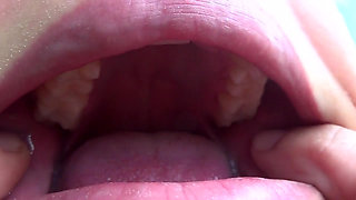 Kate open her mouth wide for you