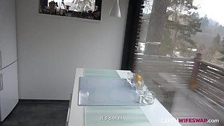 Czech amateurs share passionate jizz welcome party with desire