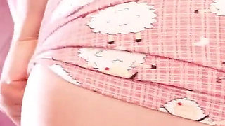 Sexy Hot Moaning Housewife Solo Pussy Masturbation Wet Pussy Deep Penetration Clip