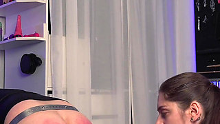 Punishment & Dildo-fuck