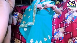Desi wife lifts saree for nephew, gets cum in ass, Hindi audio