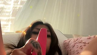 Close up anal gaping nasty hoe sues toy in her sweet ass