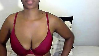 Ebony Babe With Huge Natural Tits From South Africa